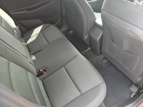 Used 2018 Hyundai Tucson SEL image 11