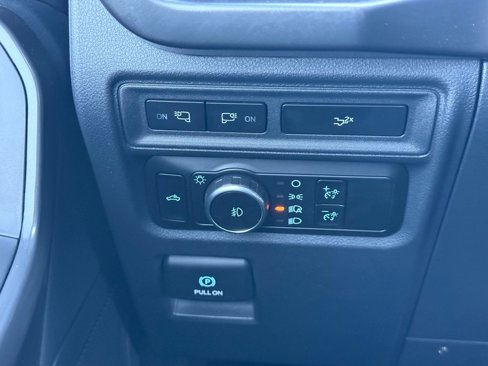 Certified 2024 Ford F150 XLT w/ Equipment Group 302A MID image 27