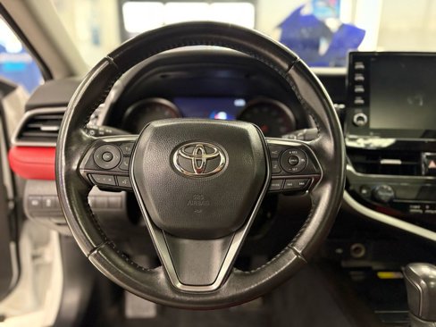 Used 2023 Toyota Camry XSE image 17