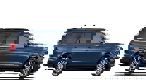 New 2025 Ford Expedition Active image 5