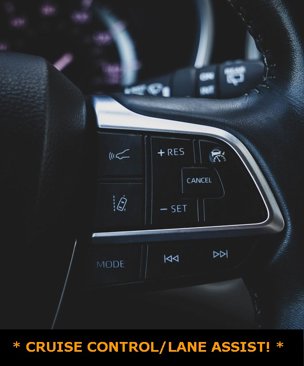 Used 2020 Toyota Highlander XLE image 14