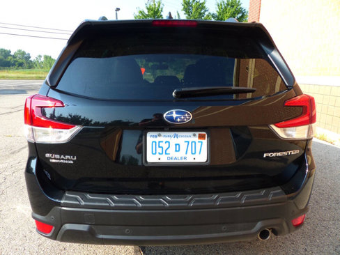 Used 2024 Subaru Forester Limited image 8