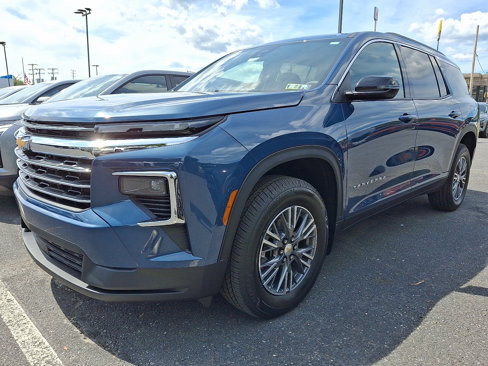 New 2026 Chevrolet Traverse LT image 3