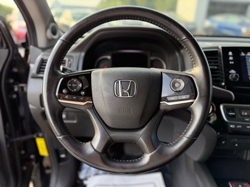 Used 2021 Honda Pilot Touring image 22