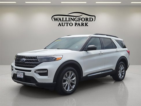 Used 2020 Ford Explorer XLT w/ Equipment Group 202A image 1