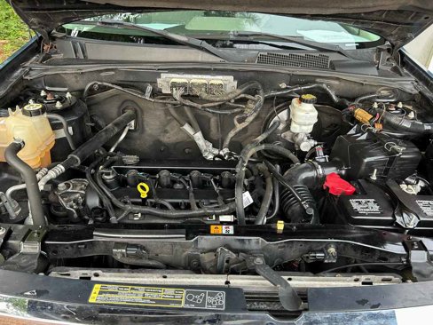 Used 2010 Ford Escape XLT image 17