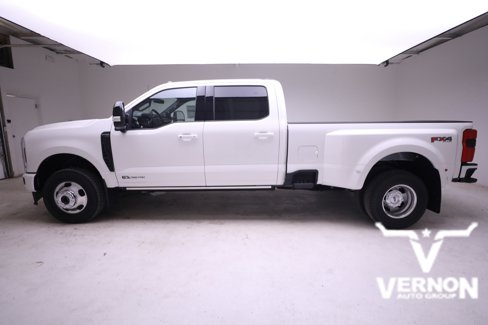 New 2026 Ford F350 Platinum image 2