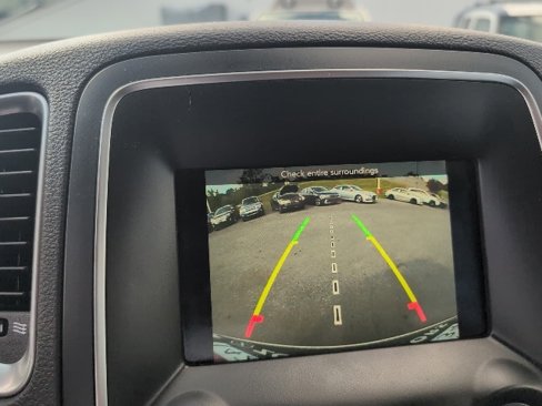 Used 2019 Dodge Durango SXT image 16