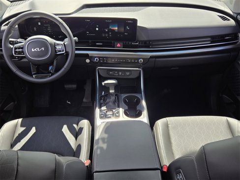 New 2026 Kia Carnival SX image 8