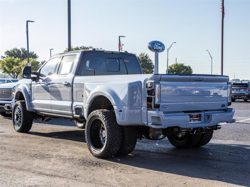Used 2025 Ford F450 Platinum w/ Platinum Plus Package image 9