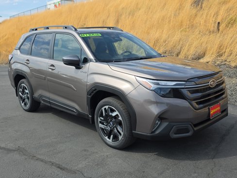 New 2025 Subaru Forester Limited image 1