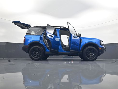 Used 2025 Ford Bronco Sport Badlands w/ Sasquatch Badlands Package image 33