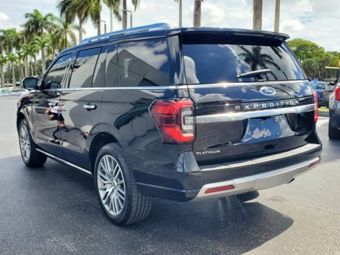 Certified 2022 Ford Expedition Platinum image 5