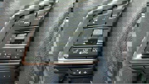 New 2025 Subaru Outback Limited image 15