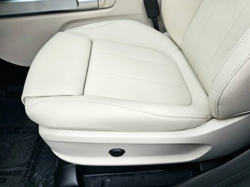 New 2026 Mercedes-Benz GLB 250 4MATIC image 20