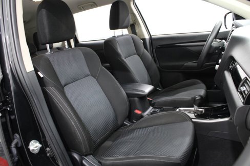 Used 2020 Mitsubishi Outlander ES image 19