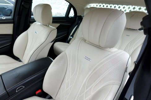 Used 2020 Mercedes-Benz S 63 AMG 4MATIC Sedan w/ Warmth & Comfort Package image 20