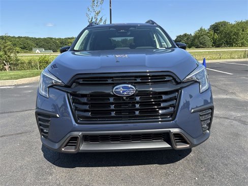 Used 2025 Subaru Ascent Bronze Edition w/ Popular Package #2 image 4