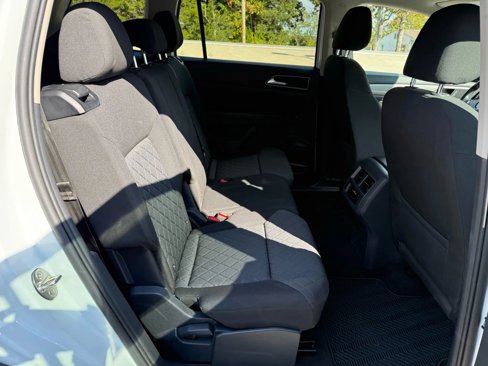 Used 2019 Volkswagen Atlas S w/ Towing Package image 42