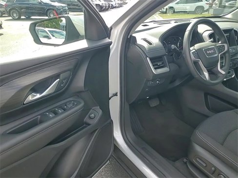 Used 2022 GMC Terrain SLE w/ Driver Convenience Package image 12