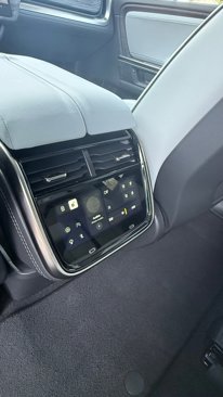 Used 2025 Rivian R1S Adventure image 43