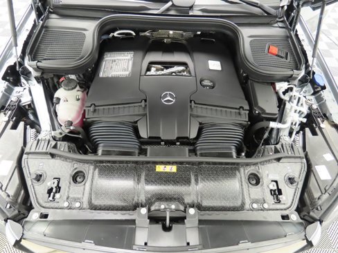 New 2026 Mercedes-Benz GLS 580 4MATIC image 31