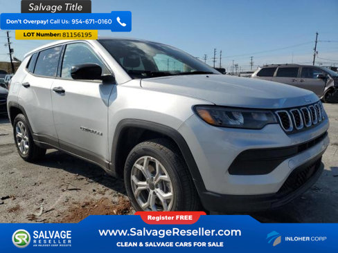 Used 2025 Jeep Compass Sport image 5
