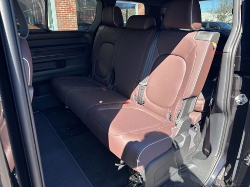 New 2025 Volkswagen ID. Buzz Pro S image 20
