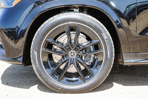 New 2025 Mercedes-Benz GLE 580 4MATIC image 9