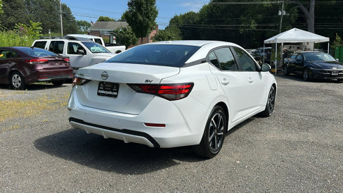 Used 2024 Nissan Sentra SV image 3