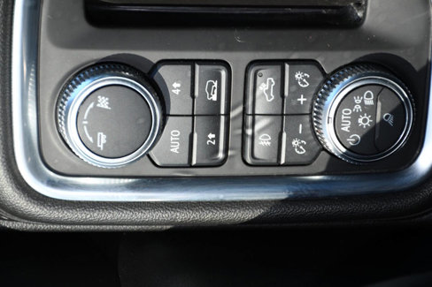 Used 2019 GMC Sierra 1500 SLT w/ SLT Premium Plus Package image 31