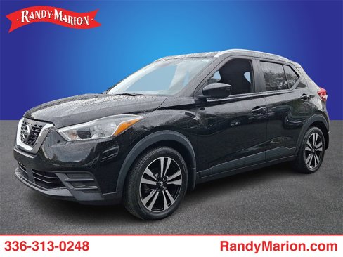Used 2020 Nissan Kicks SV image 1