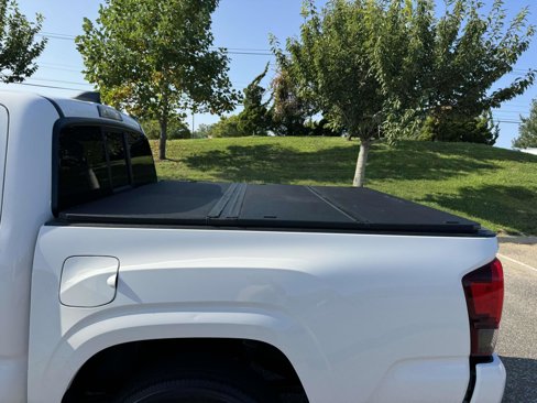 Used 2023 Toyota Tacoma SR image 7