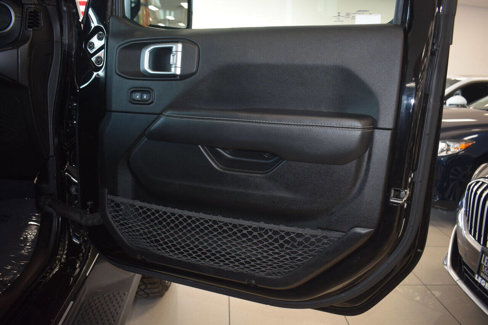Used 2020 Jeep Gladiator Overland image 23