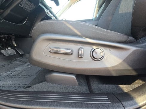 Used 2025 Honda CR-V EX image 18
