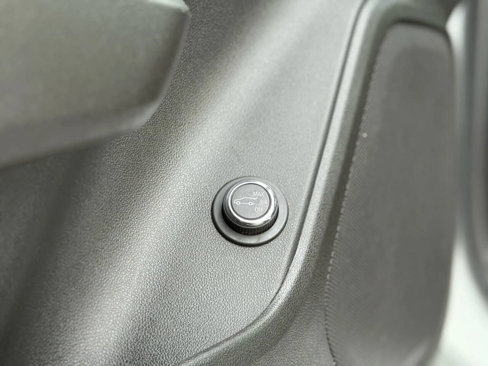Used 2022 Chevrolet Blazer LT image 18