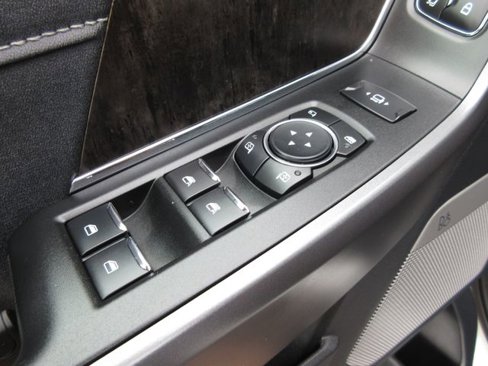 New 2025 Ford F250 Lariat image 10