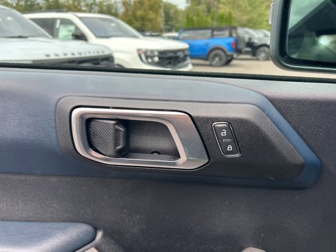 Certified 2023 Ford Bronco Outer Banks image 11