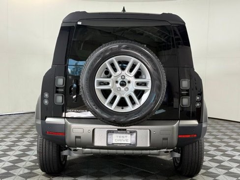 New 2026 Land Rover Defender 110 S image 7