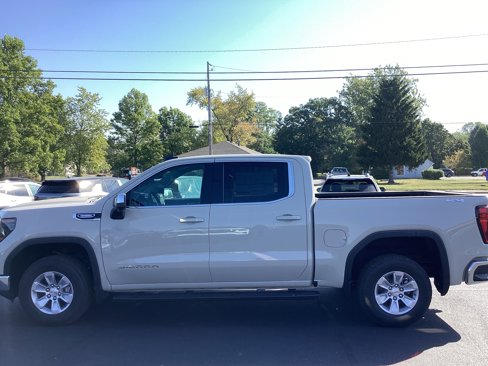 New 2026 GMC Sierra 1500 SLE w/ Preferred Package image 3