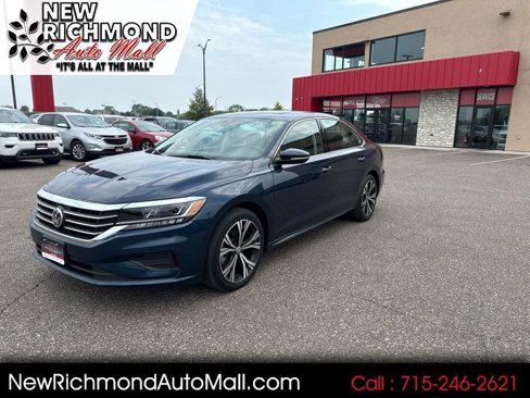 Used 2022 Volkswagen Passat 2.0T SE image 1