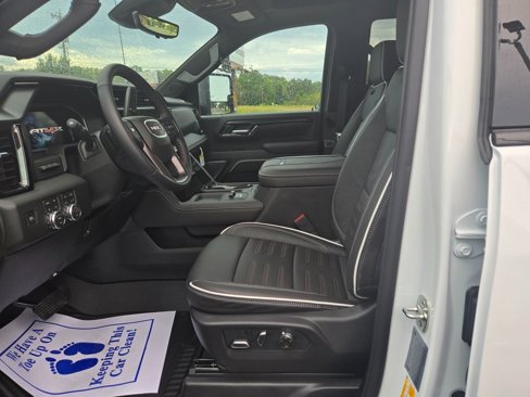 New 2026 GMC Sierra 2500 AT4X image 7