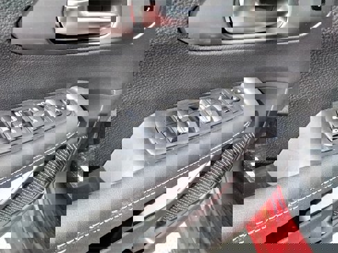 New 2026 Chrysler Pacifica Select image 30
