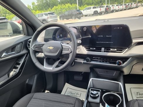 New 2026 Chevrolet Equinox LT w/ Safety and Technology Package image 15