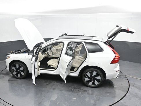 New 2025 Volvo XC60 T8 Plus w/ Protection Package Premier image 51