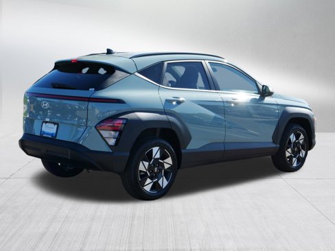 Certified 2025 Hyundai Kona SEL image 7