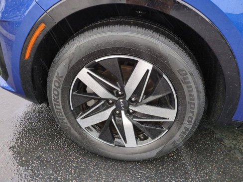 Used 2023 Kia Sorento S image 19