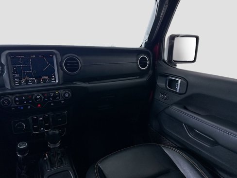 Used 2021 Jeep Wrangler Unlimited Sahara w/ Cold Weather Group image 23