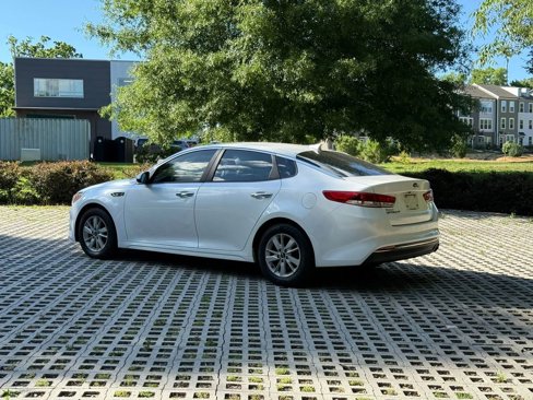 Used 2016 Kia Optima LX image 7