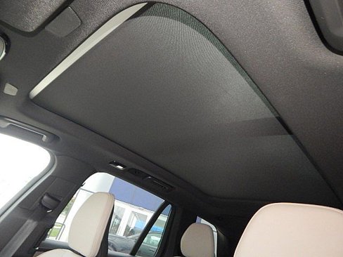 New 2026 Volvo XC90 B6 Plus w/ Protection Package Premier image 17